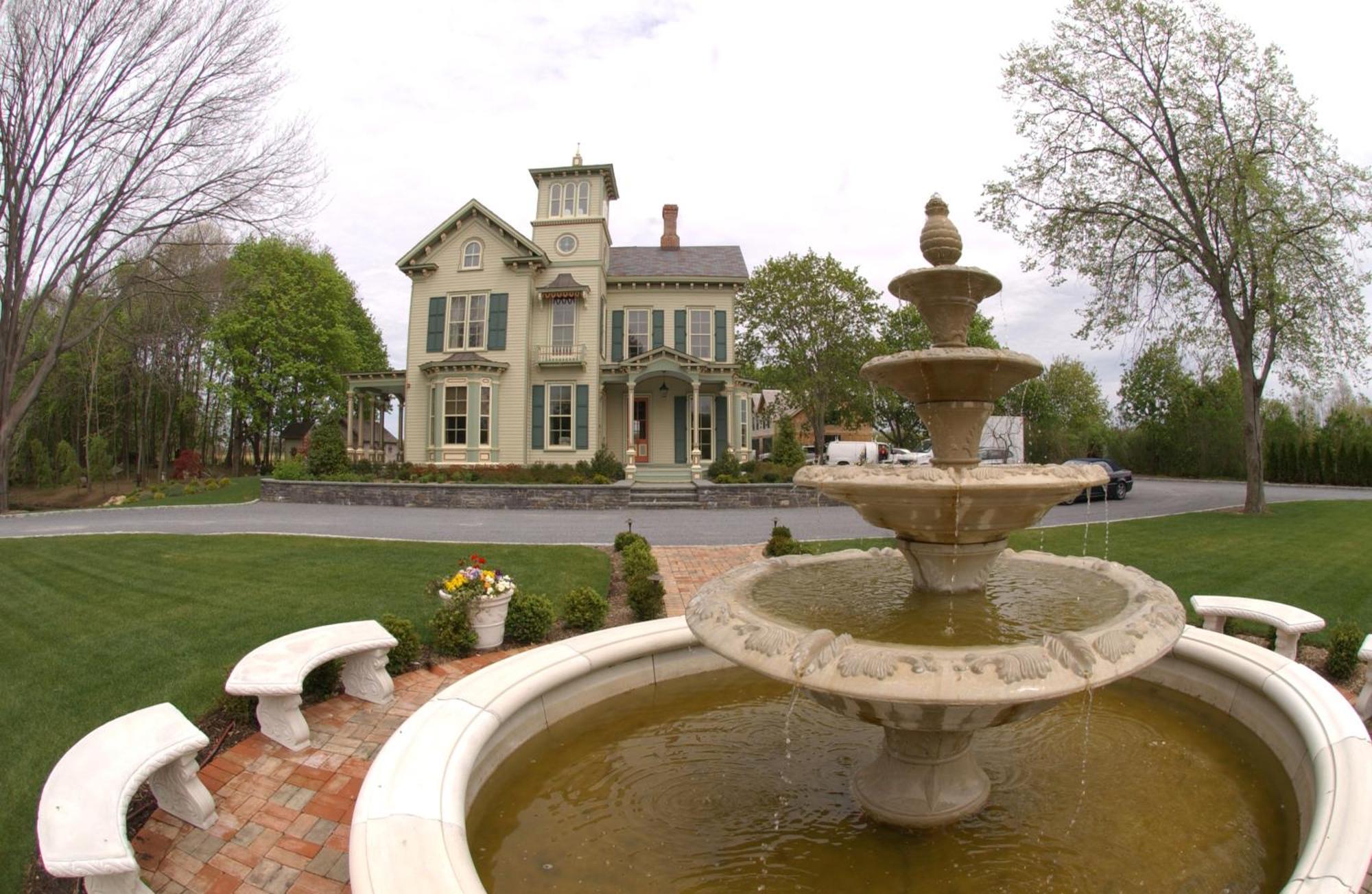 Jedediah Hawkins Inn Jamesport Exterior foto